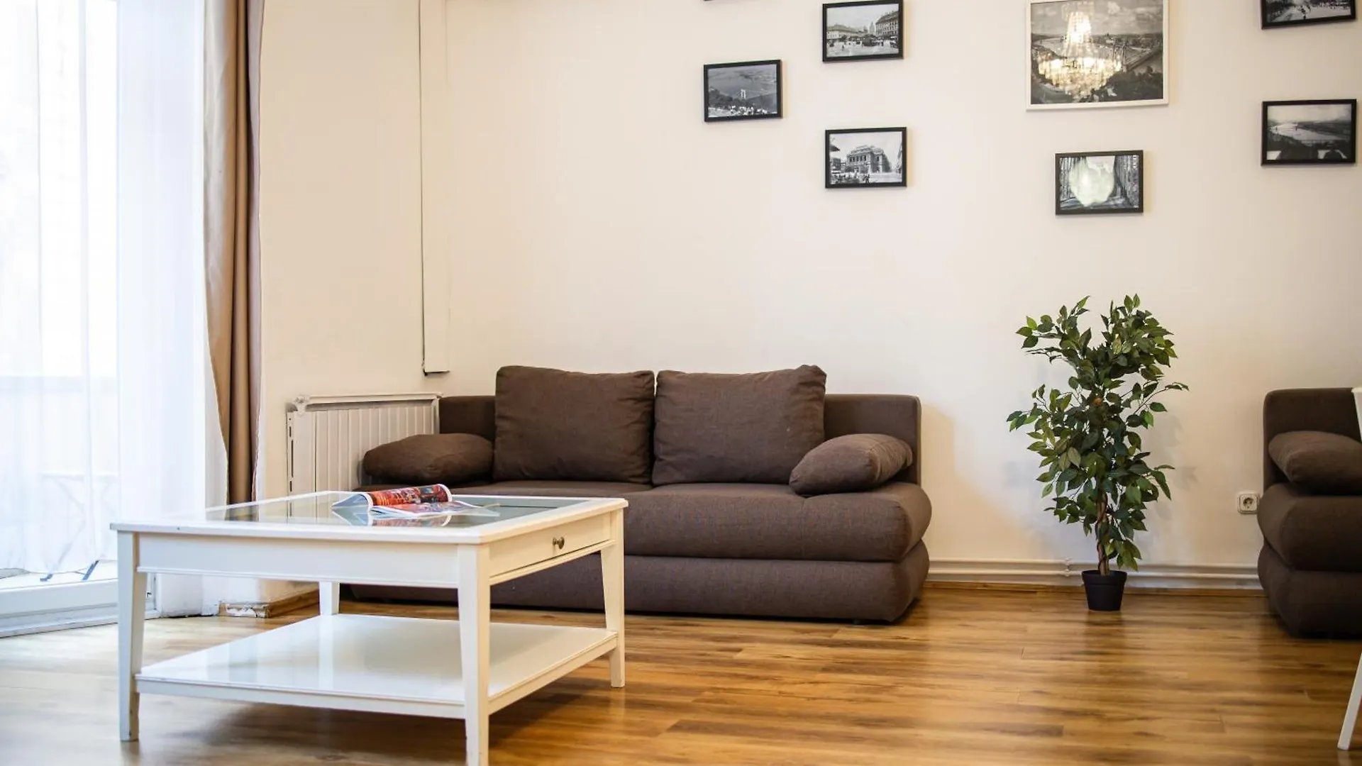 Real Apartments Lovag ブダペスト