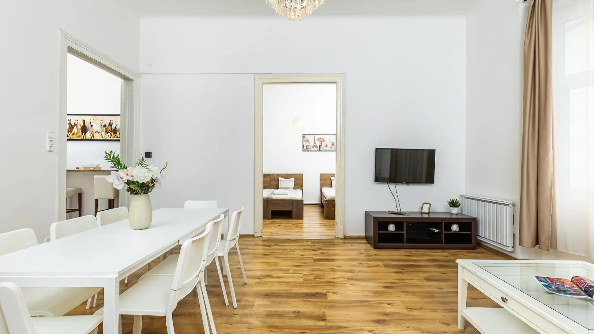 Real Apartments Lovag ブダペスト 0*,