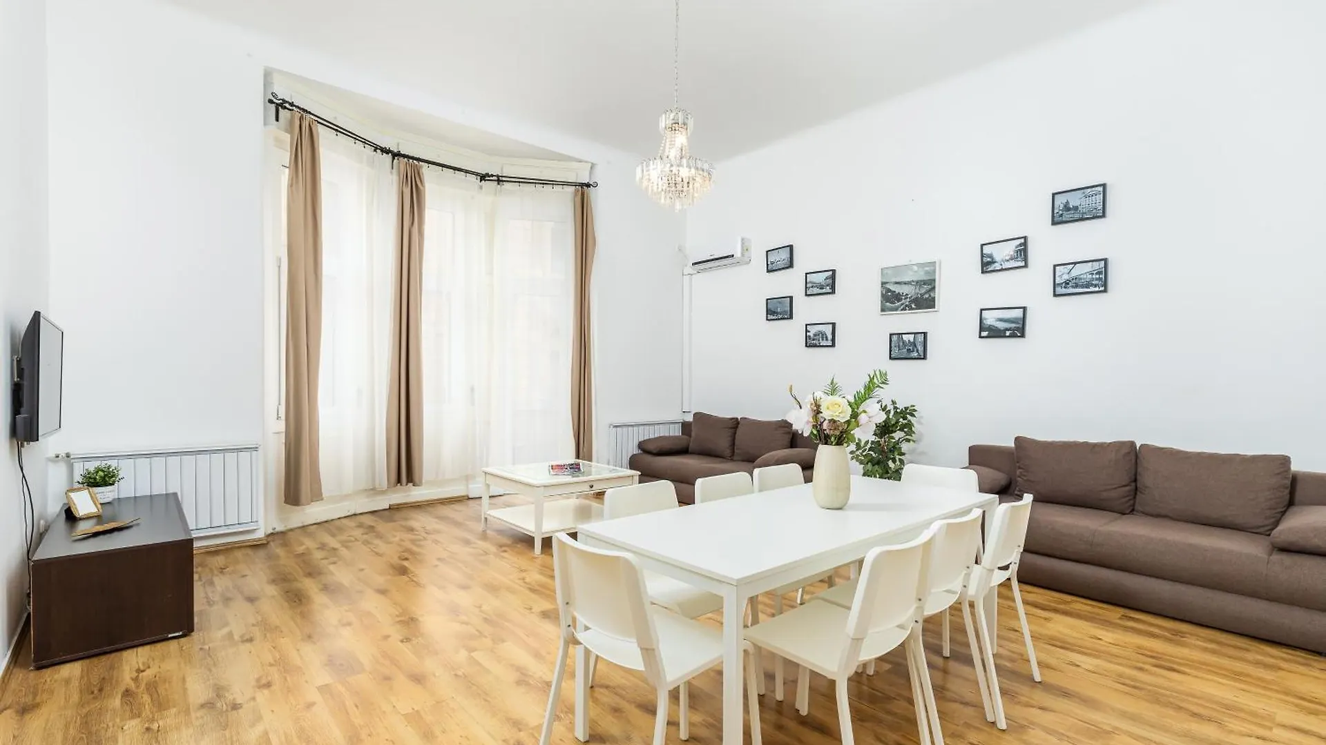 Real Apartments Lovag ブダペスト