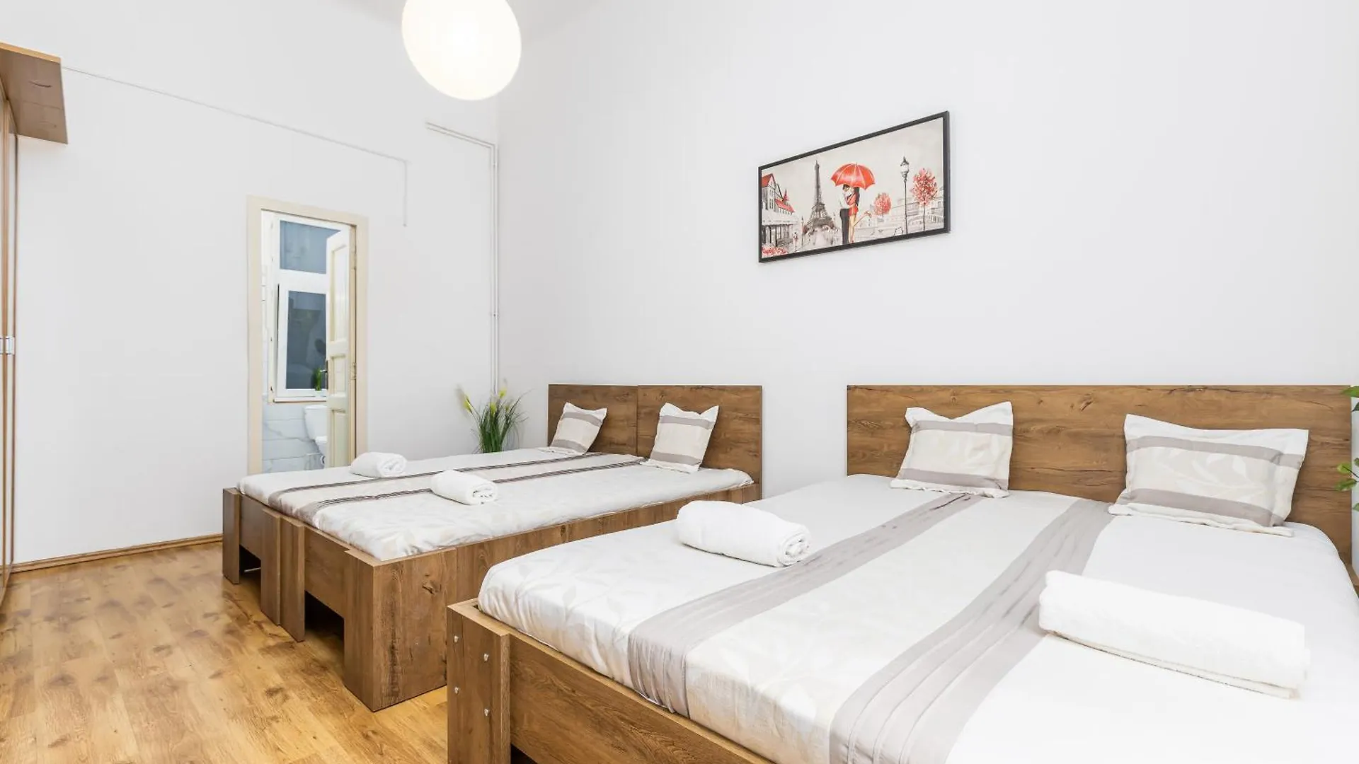 Real Apartments Lovag ブダペスト